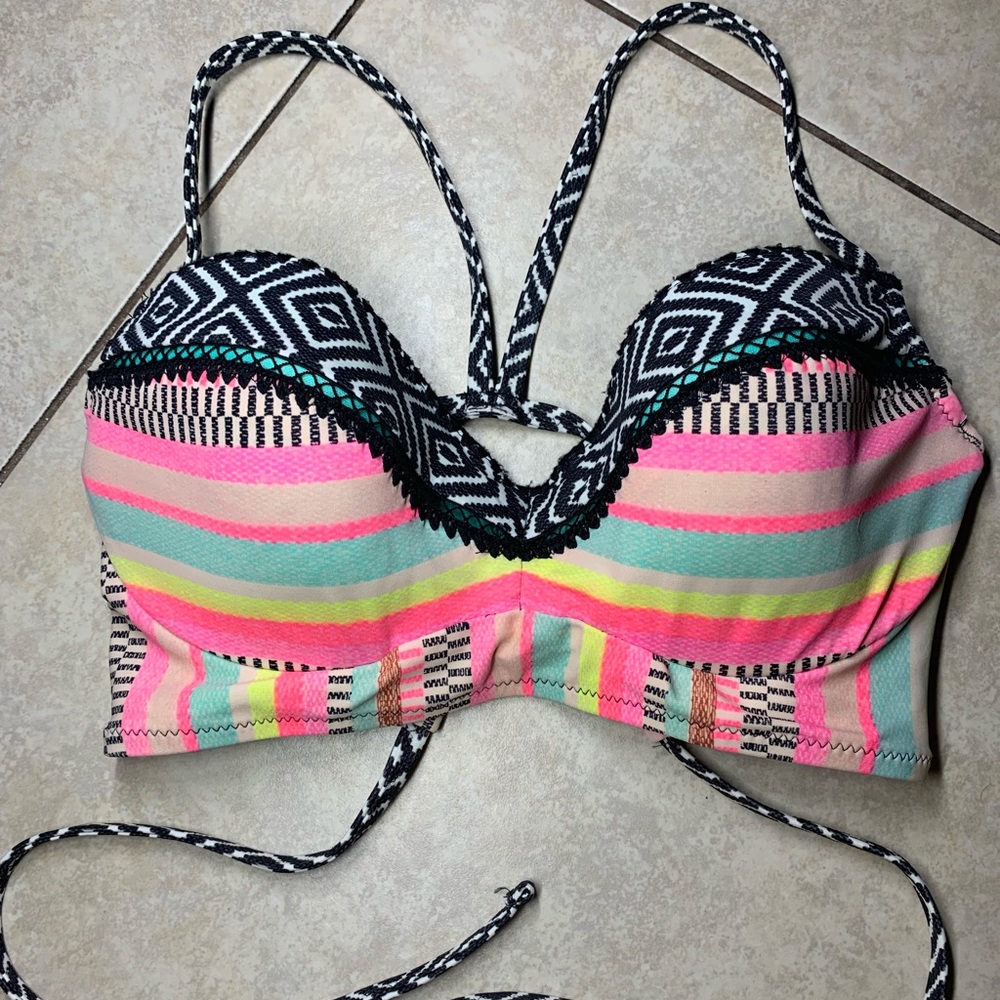 Shade & Shore Bikini Halter Top 36B